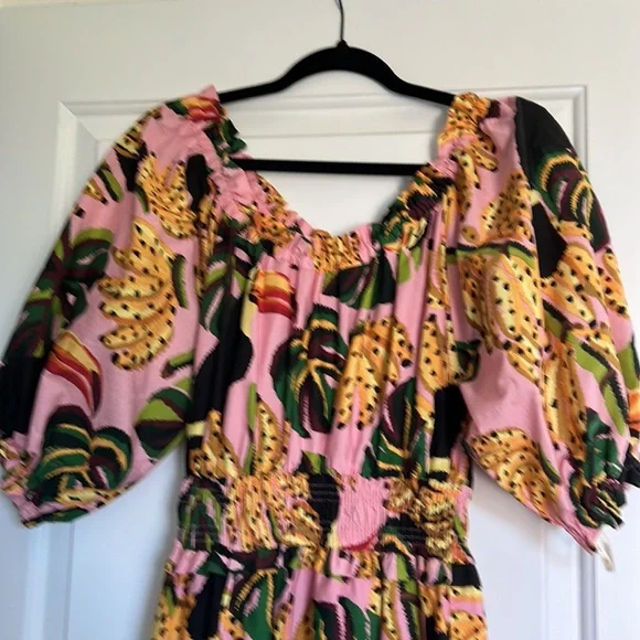 Farm Rio pink maxi dress with puff sleeves, size small - Picture 3 of 4